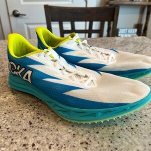 HOKA Crescendo MD Track and Field Spikes For All Shoes